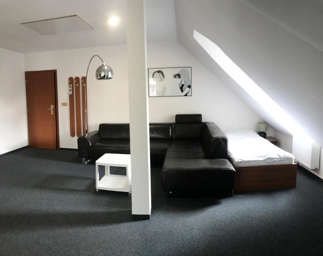 Rozmaryn Rooms&Apartments Rakovník Zewnętrze zdjęcie
