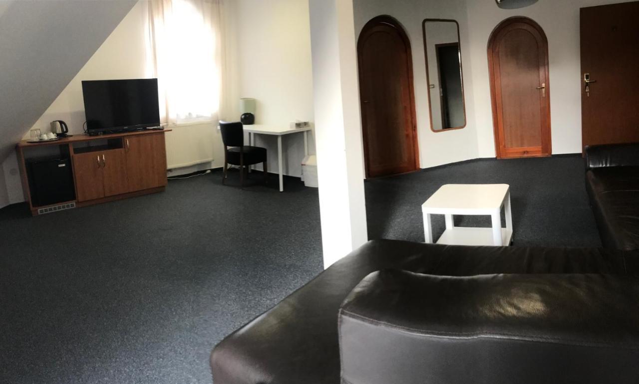 Rozmaryn Rooms&Apartments Rakovník Zewnętrze zdjęcie