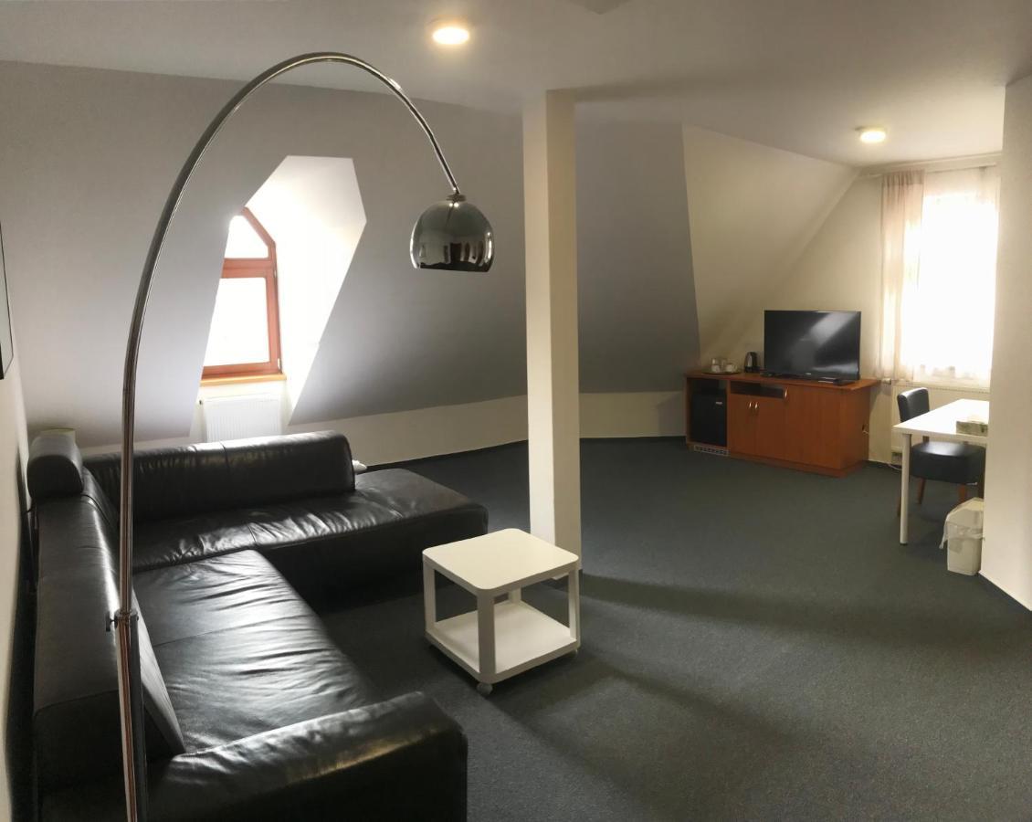 Rozmaryn Rooms&Apartments Rakovník Zewnętrze zdjęcie