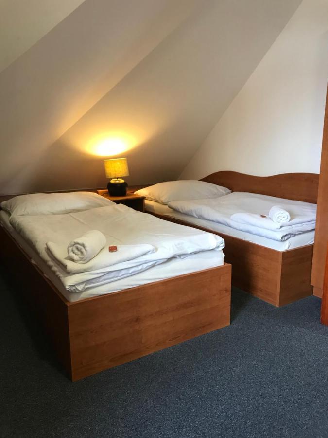 Rozmaryn Rooms&Apartments Rakovník Zewnętrze zdjęcie