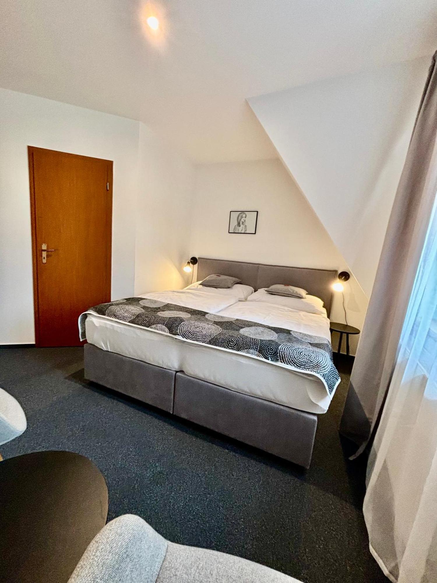 Rozmaryn Rooms&Apartments Rakovník Zewnętrze zdjęcie