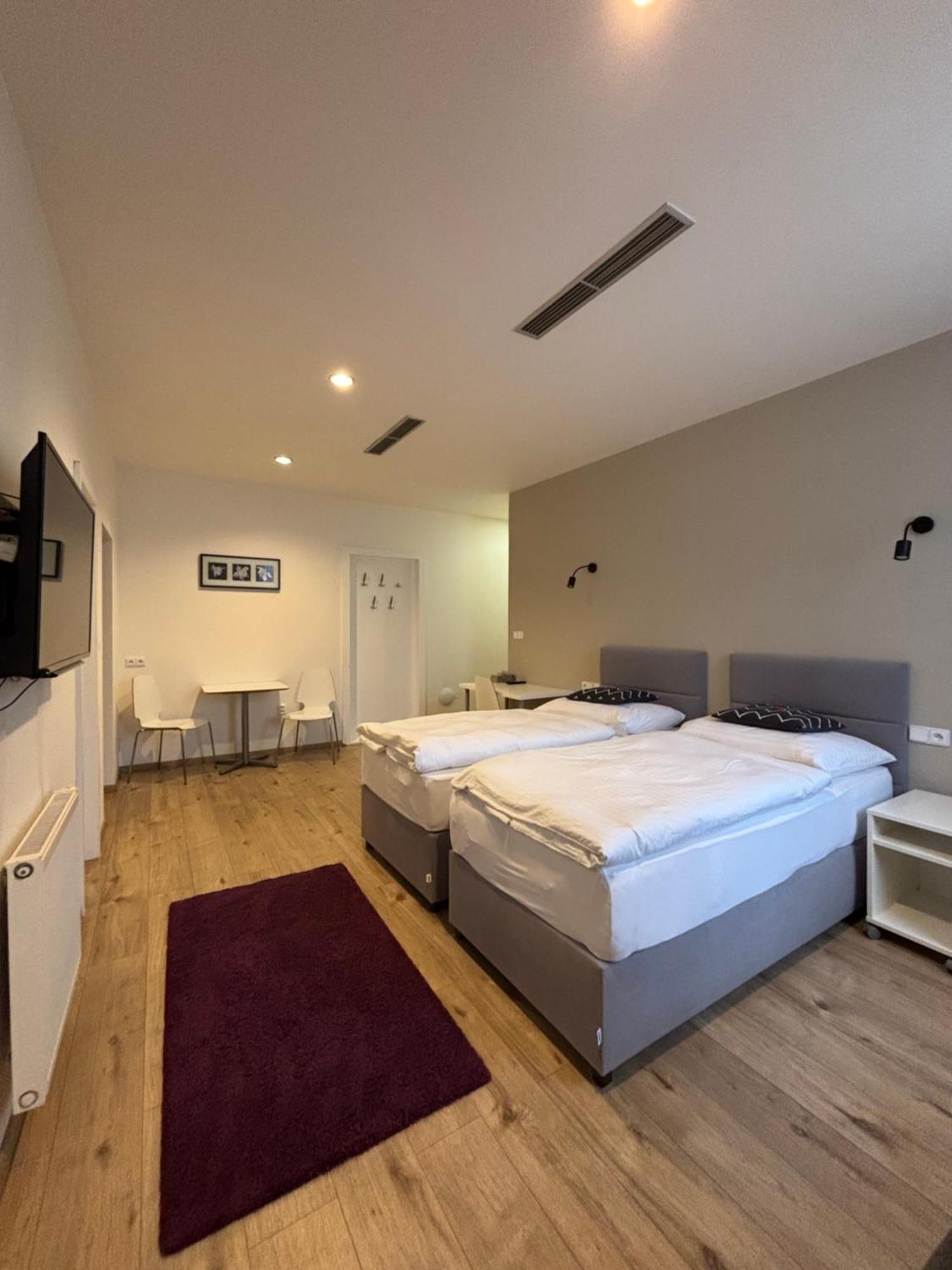Rozmaryn Rooms&Apartments Rakovník Zewnętrze zdjęcie