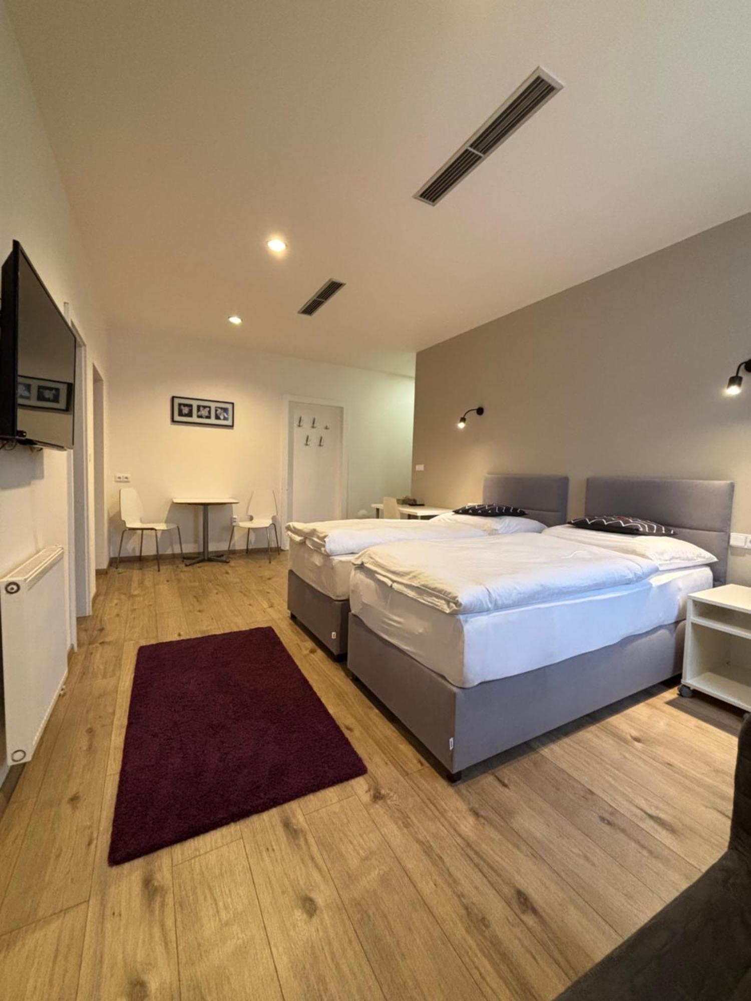 Rozmaryn Rooms&Apartments Rakovník Zewnętrze zdjęcie
