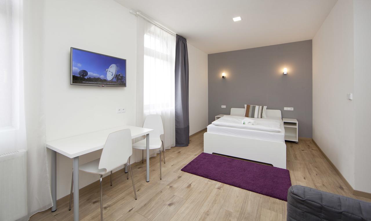 Rozmaryn Rooms&Apartments Rakovník Zewnętrze zdjęcie
